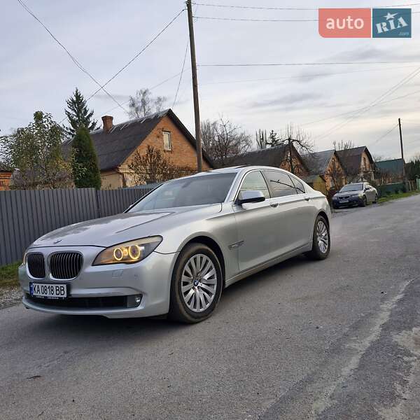 Седан BMW 7 Series 2011 в Виннице