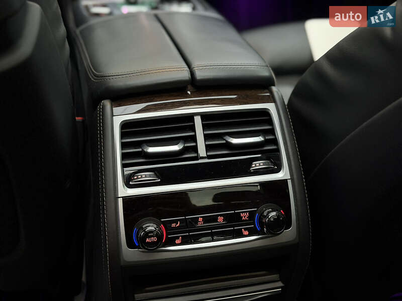Седан BMW 7 Series 2019 в Киеве фото 17 Седан BMW 7 Series 2019 в Киеве