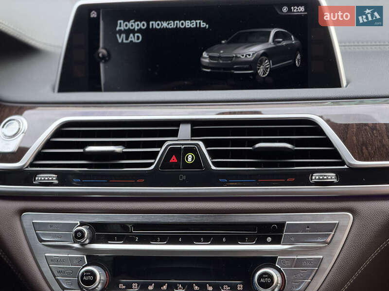 Седан BMW 7 Series 2016 в Рівному