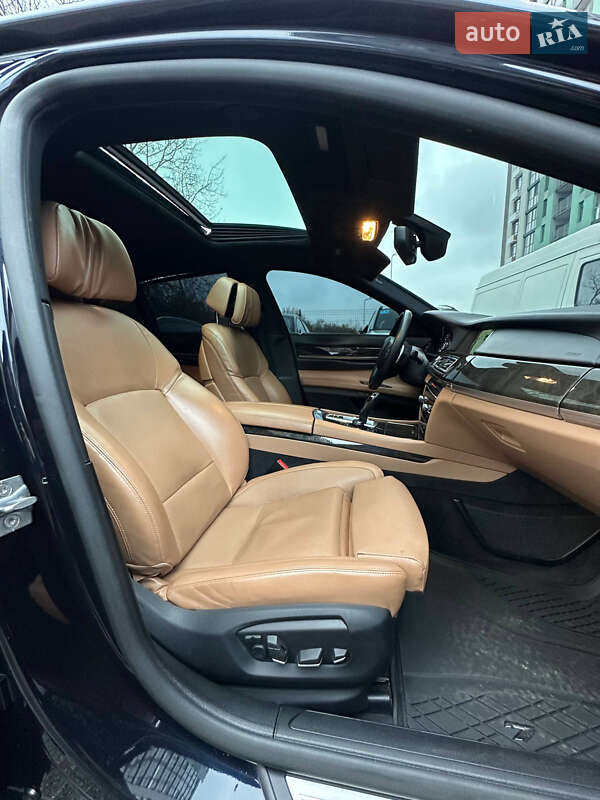 Седан BMW 7 Series 2013 в Киеве
