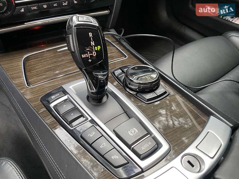 Седан BMW 7 Series 2014 в Киеве