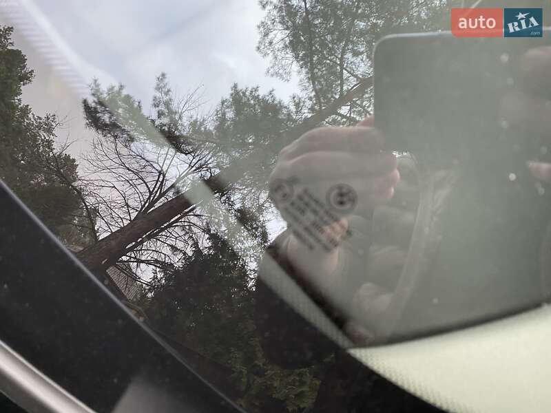 Седан BMW 7 Series 2014 в Киеве