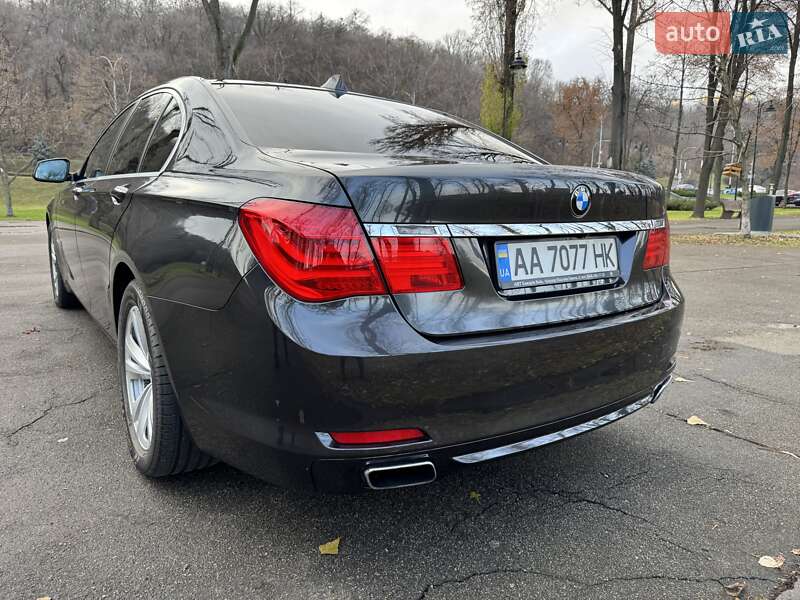 Седан BMW 7 Series 2009 в Киеве