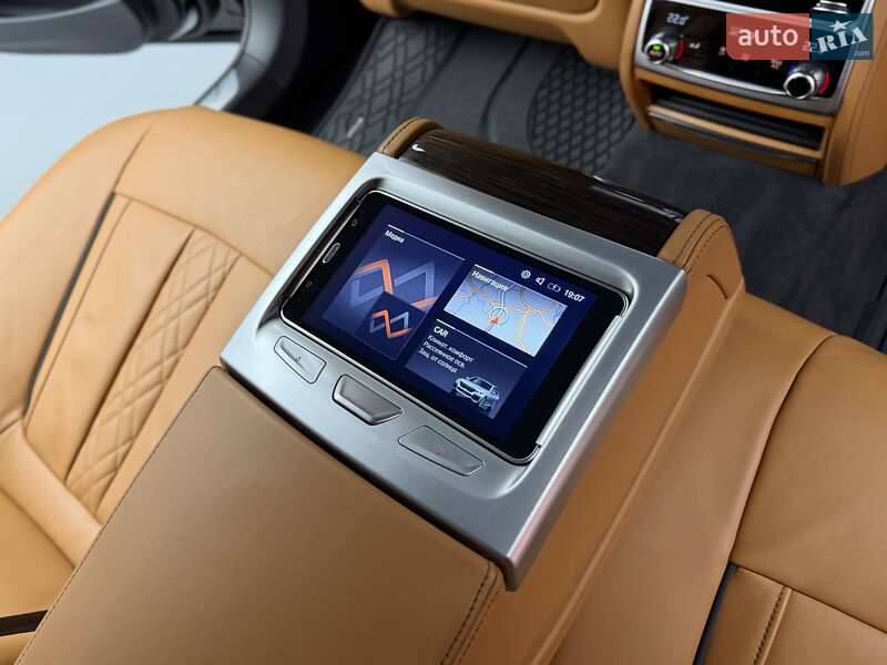 Седан BMW 7 Series 2020 в Киеве