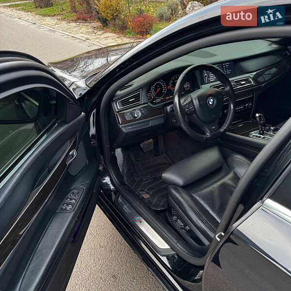 Седан BMW 7 Series 2009 в Днепре