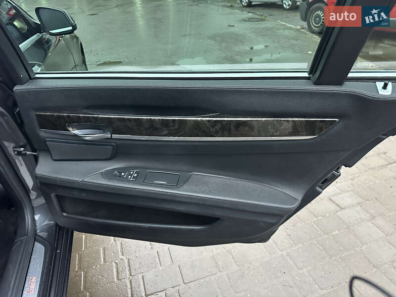 Седан BMW 7 Series 2009 в Черновцах фото 18 Седан BMW 7 Series 2009 в Черновцах