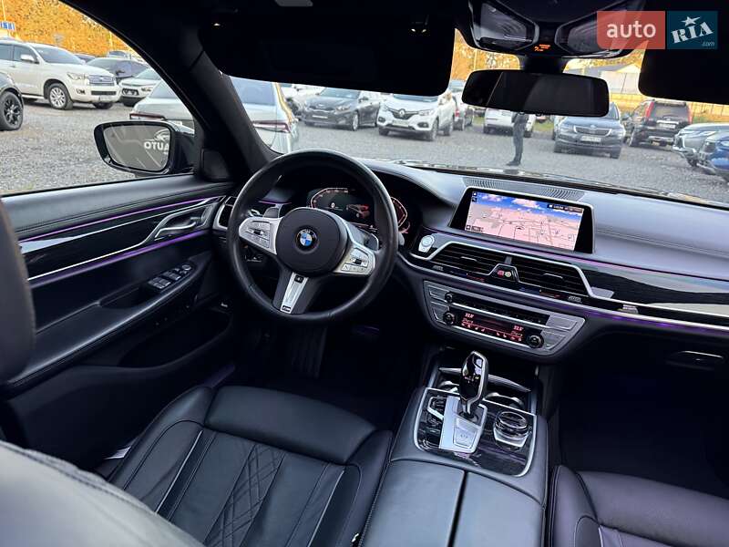 Седан BMW 7 Series 2021 в Виннице