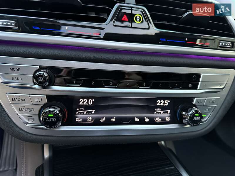 Седан BMW 7 Series 2021 в Виннице