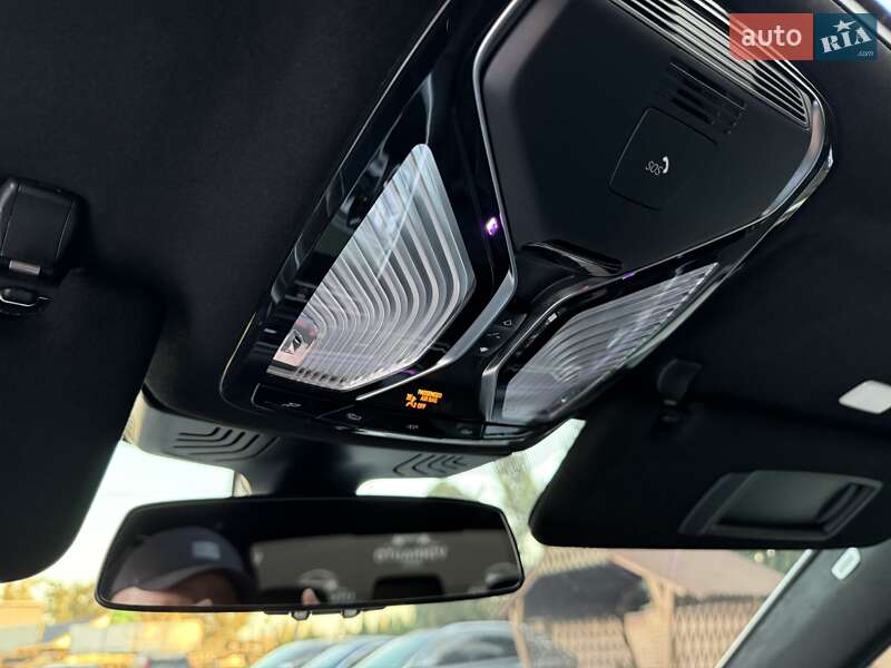 Седан BMW 7 Series 2021 в Виннице