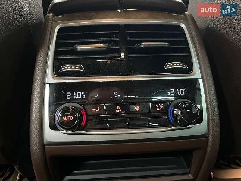 Седан BMW 7 Series 2016 в Киеве