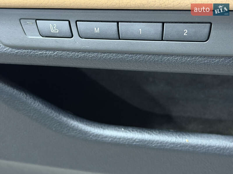 Седан BMW 7 Series 2011 в Одессе