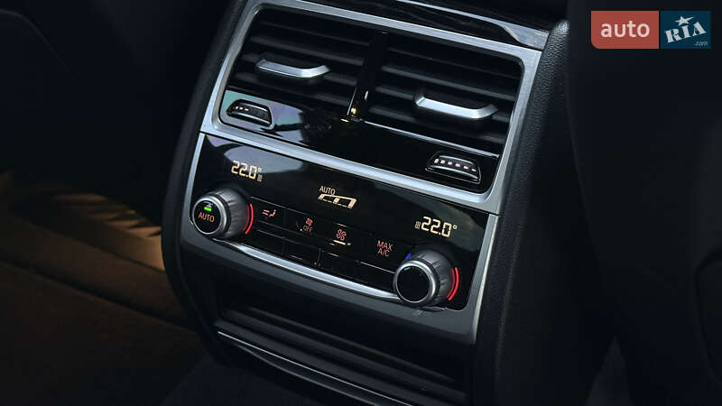 Седан BMW 7 Series 2016 в Ивано-Франковске