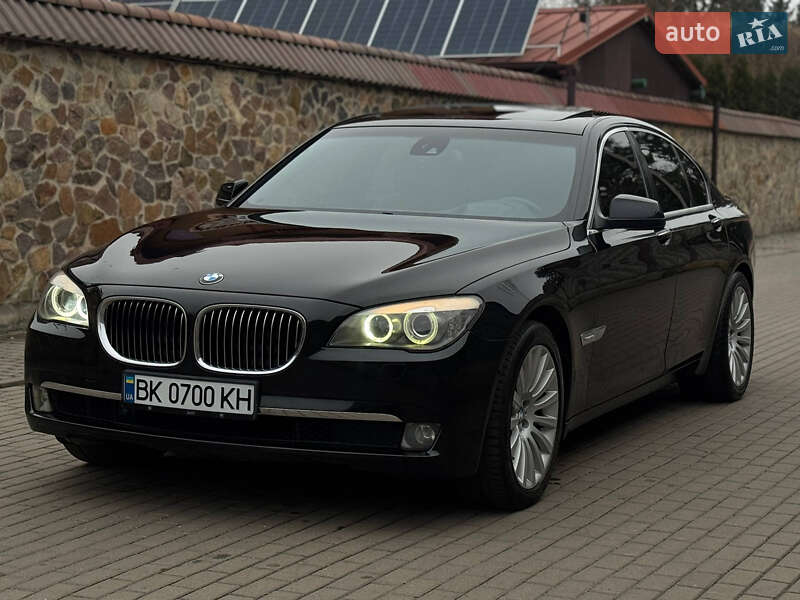 Седан BMW 7 Series 2008 в Ровно