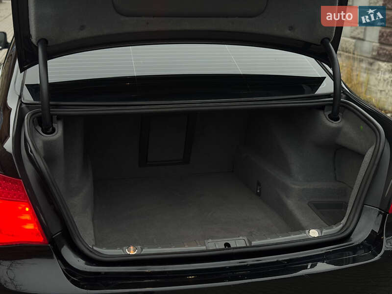 Седан BMW 7 Series 2008 в Ровно