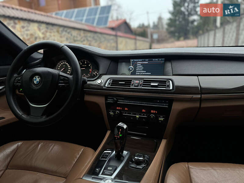 Седан BMW 7 Series 2008 в Ровно