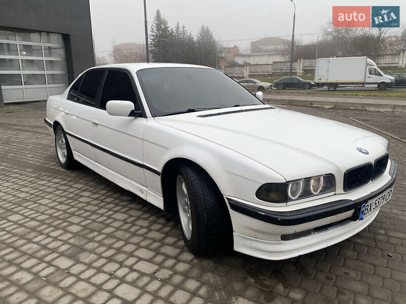 Седан BMW 7 Series 1995 в Львове