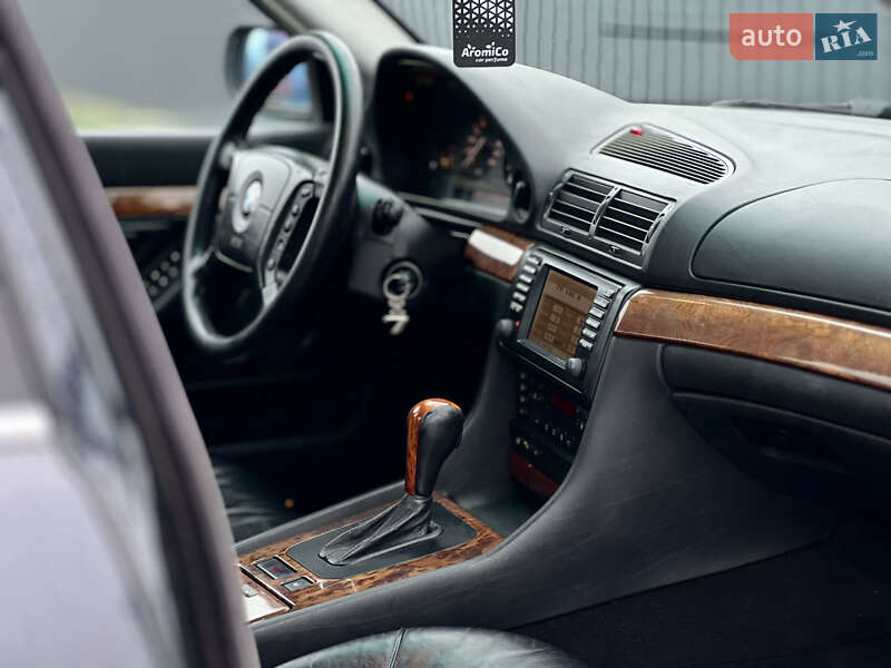 Седан BMW 7 Series 2001 в Виннице