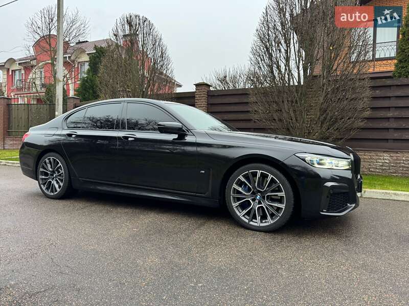 Седан BMW 7 Series 2022 в Києві