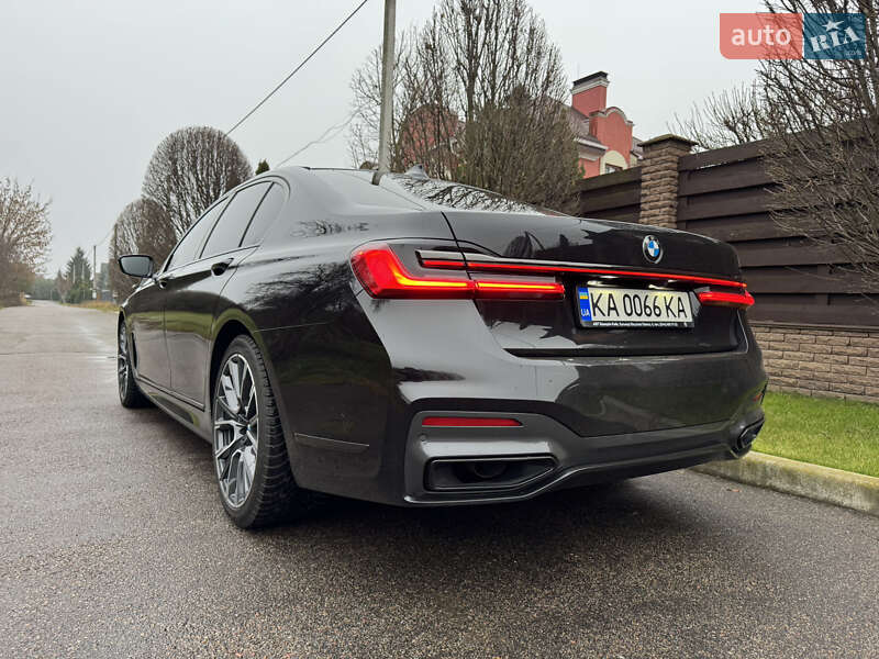 Седан BMW 7 Series 2022 в Києві