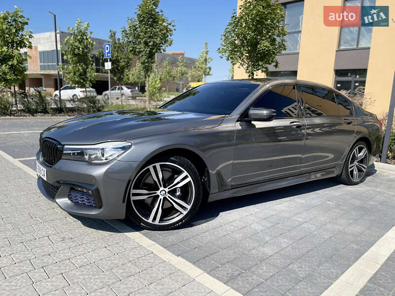 Седан BMW 7 Series 2016 в Львове фото 5 Седан BMW 7 Series 2016 в Львове