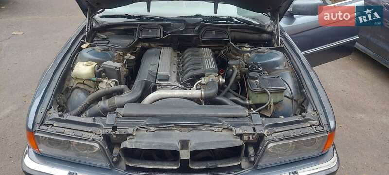 Седан BMW 7 Series 1998 в Луцьку