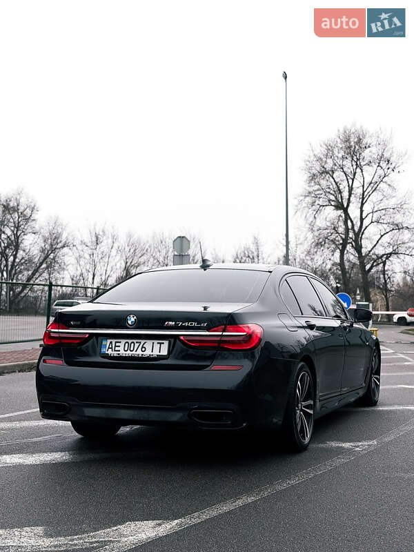 Седан BMW 7 Series 2017 в Киеве фото 6 Седан BMW 7 Series 2017 в Киеве