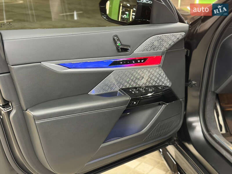 Седан BMW 7 Series 2022 в Киеве фото 23 Седан BMW 7 Series 2022 в Киеве