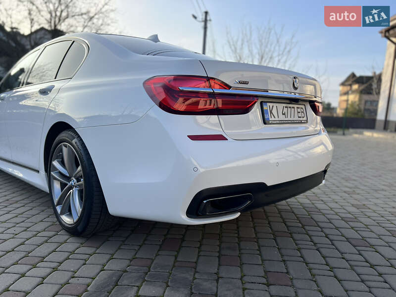 Седан BMW 7 Series 2016 в Киеве фото 25 Седан BMW 7 Series 2016 в Киеве