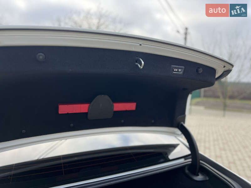 Седан BMW 7 Series 2016 в Киеве фото 79 Седан BMW 7 Series 2016 в Киеве