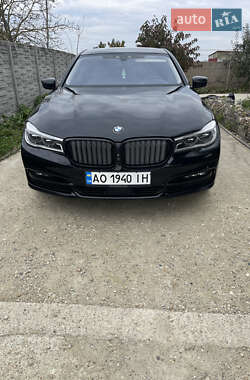 Седан BMW 7 Series 2017 в Ужгороді