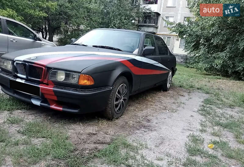 Седан BMW 7 Series 1989 в Кременчуці