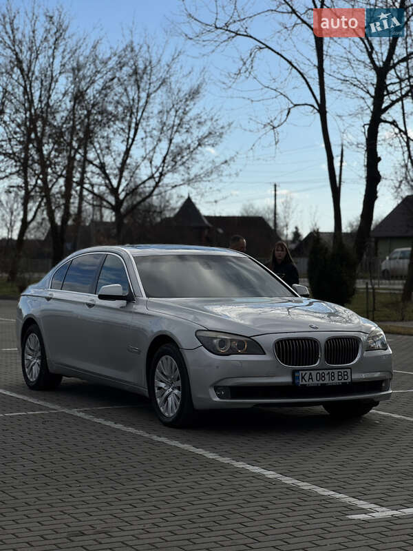 BMW 7 Series 2010 BMW 7 Series 2010