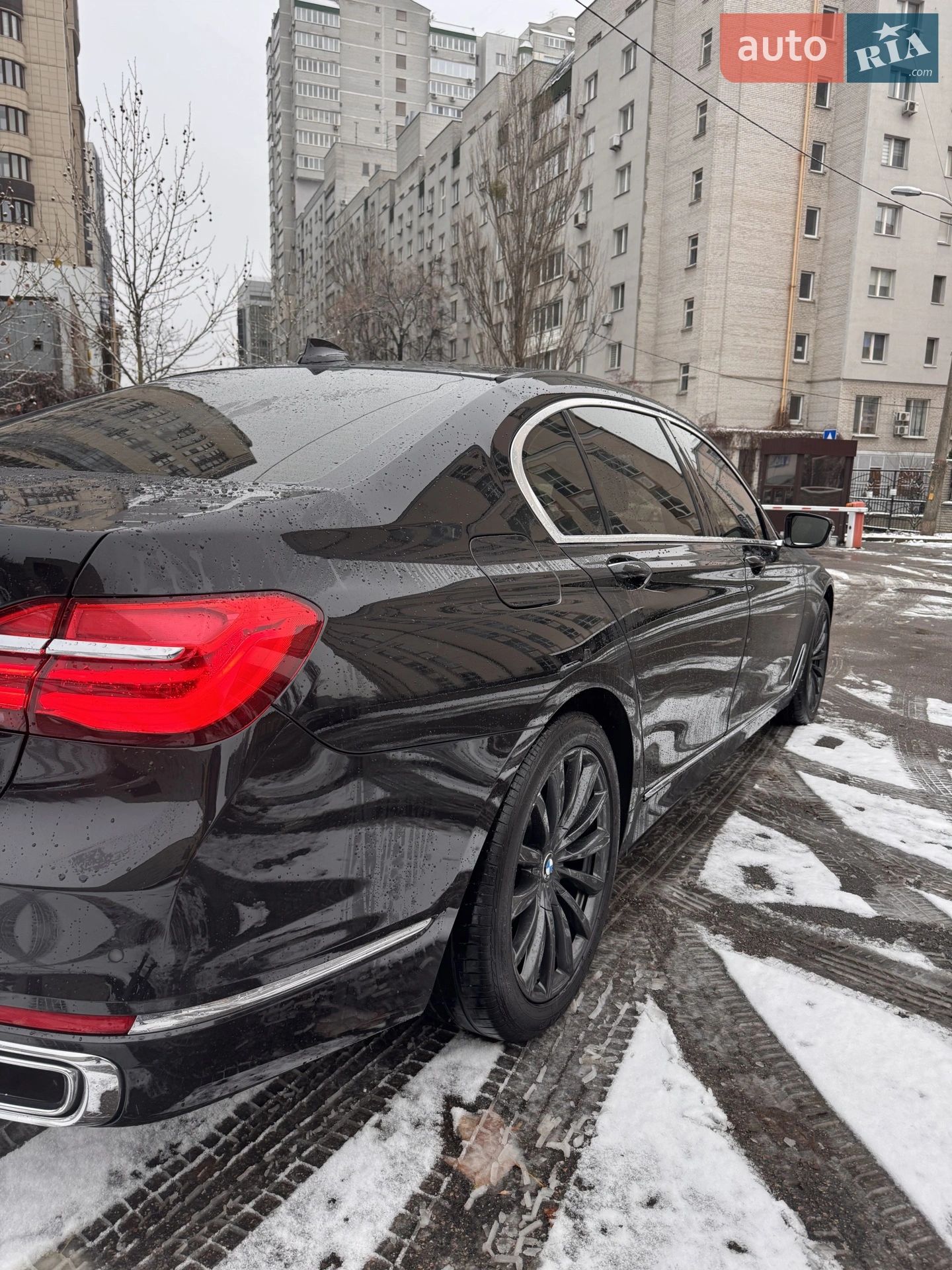 2017 BMW 7er - мініатюра 15