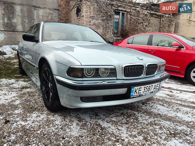 Седан BMW 7 Series 1997 в Дніпрі