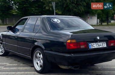 Седан BMW 7 Series 1987 в Львове