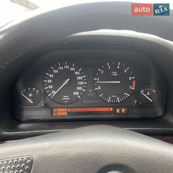 Седан BMW 7 Series 1992 в Дніпрі