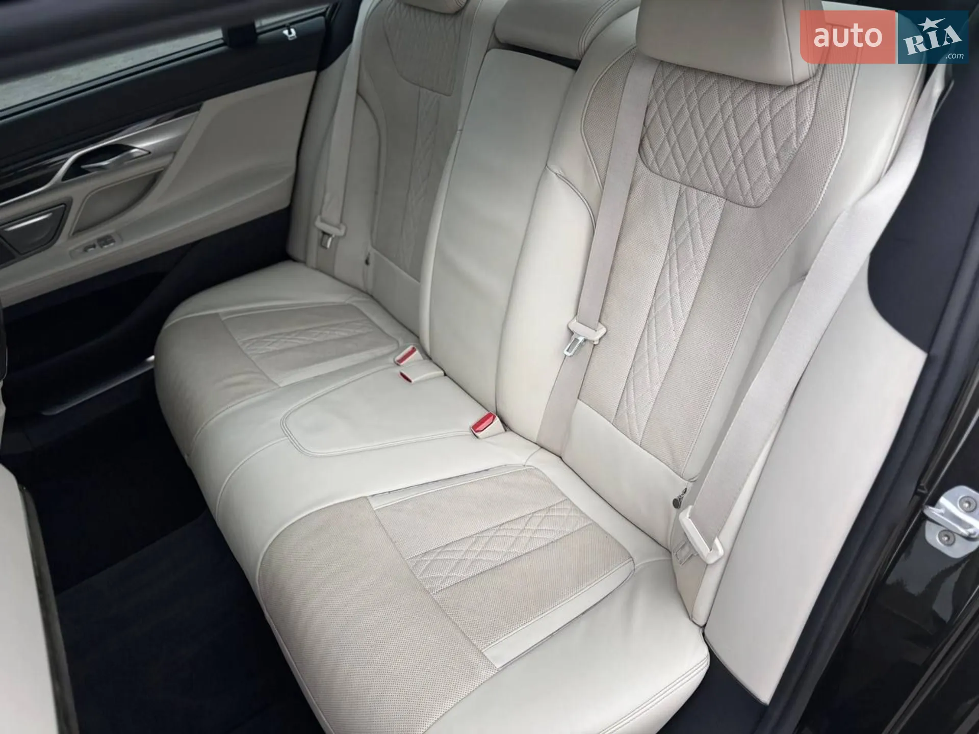 2015 BMW 7er - мініатюра 20