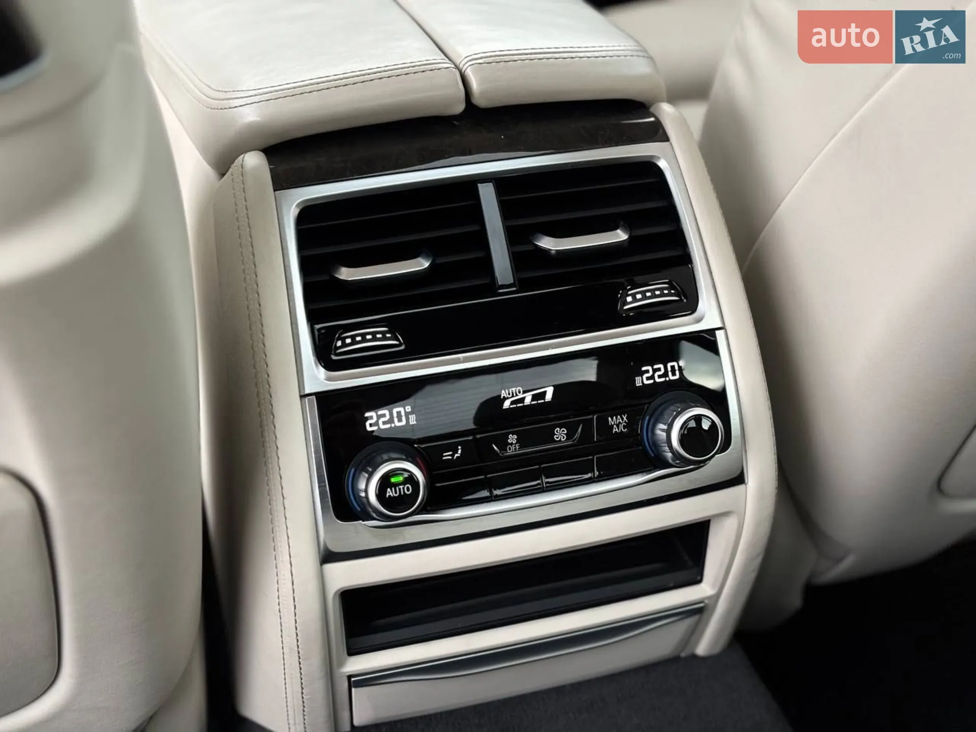 2015 BMW 7er - мініатюра 22