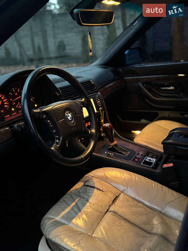 Седан BMW 7 Series 1996 в Рівному фото 18 Седан BMW 7 Series 1996 в Рівному