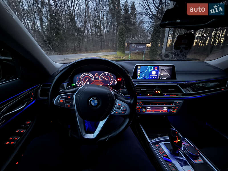 Седан BMW 7 Series 2018 в Трускавці