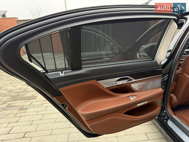 Седан BMW 7 Series 2016 в Луцьку