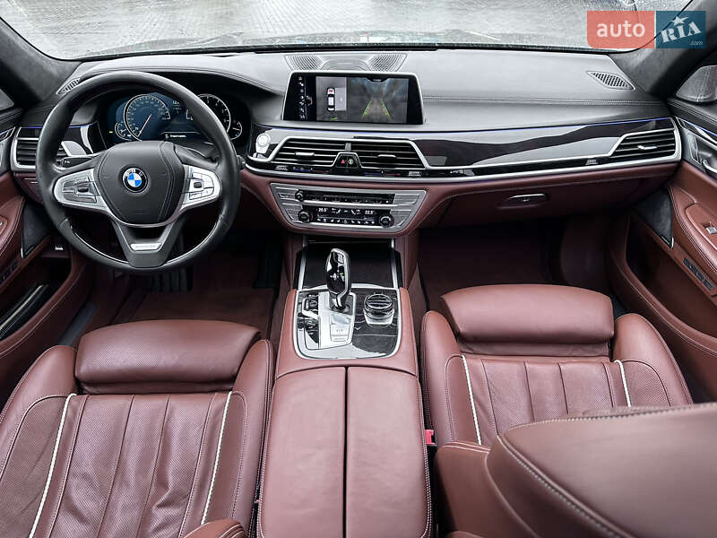 Седан BMW 7 Series 2016 в Луцьку