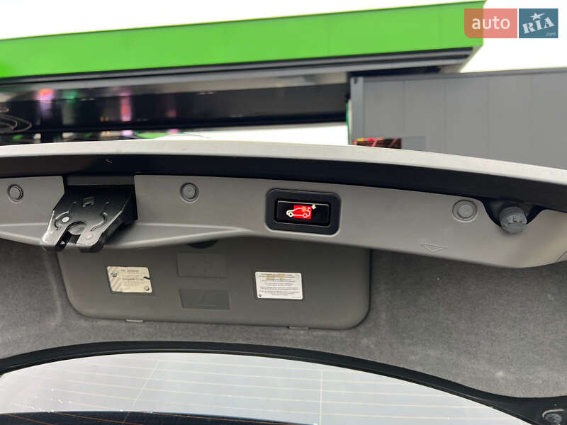 Седан BMW 7 Series 2006 в Стрию