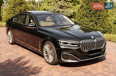 Седан BMW 7 Series 2022 в Киеве