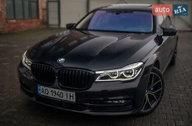 Седан BMW 7 Series 2017 в Черновцах