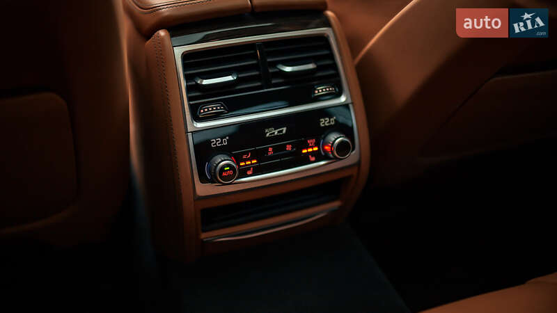 Седан BMW 7 Series 2017 в Черновцах фото 45 Седан BMW 7 Series 2017 в Черновцах