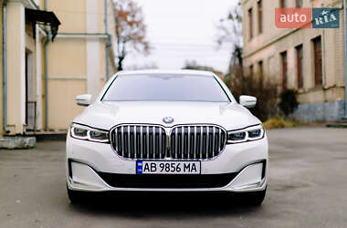 BMW 750XI 2019