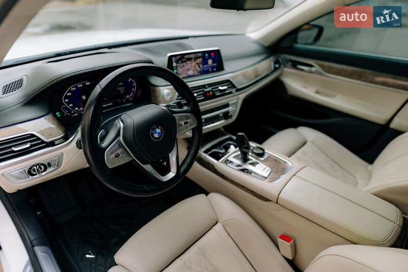 Седан BMW 7 Series 2019 в Вінниці