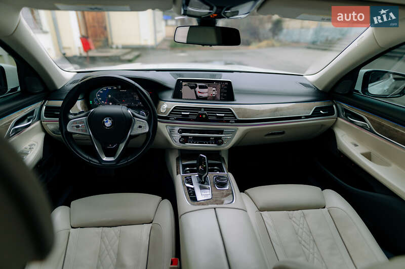 Седан BMW 7 Series 2019 в Вінниці