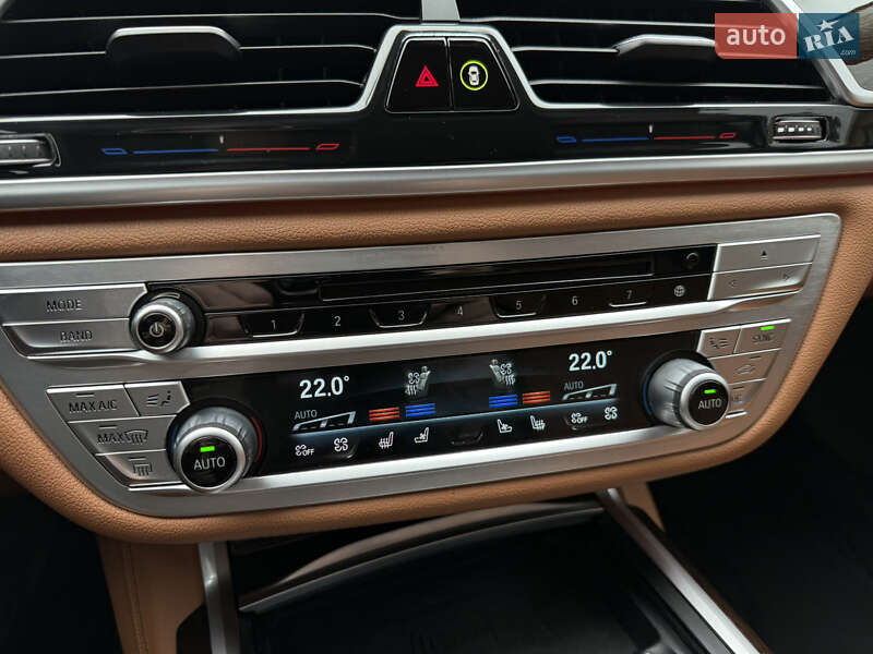Седан BMW 7 Series 2019 в Киеве